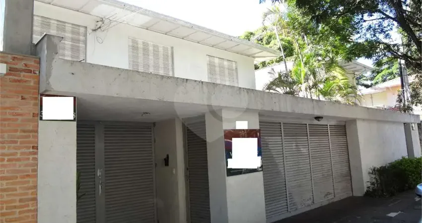 Casa residencial a 400 metros do Parque do Ibirapuera para venda
