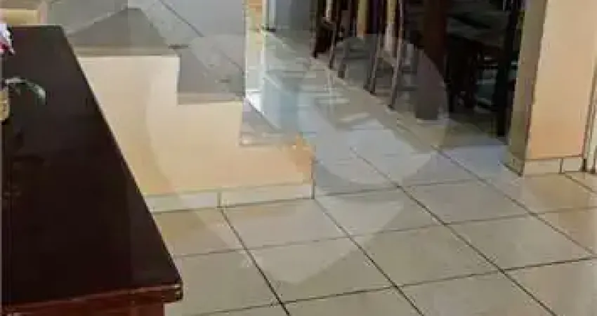 Sobrado à Venda com 100 metros na Chácara Santo Antonio São Paulo SP