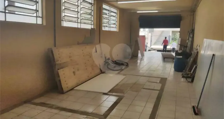 Casa comercial à venda na Rua Salvador de Edra, 50, Saúde, São Paulo