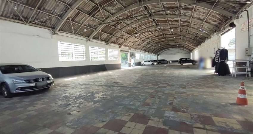 Galpão para locação na Barra Funda com 2113 m2