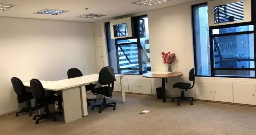 Sala Comercial com 43 metros à venda ou locação no Brooklin Paulista