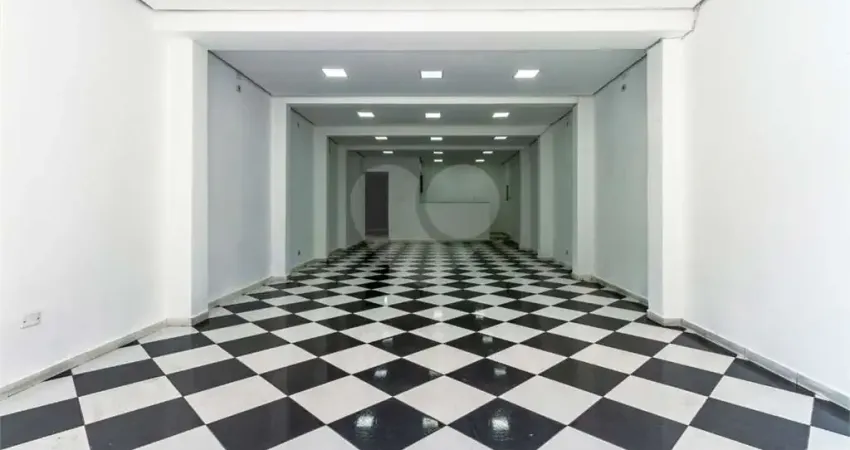 Imovel comercial para locação com 470metros conjunto com 2 imoveis adjacentes,localização previlegiada
