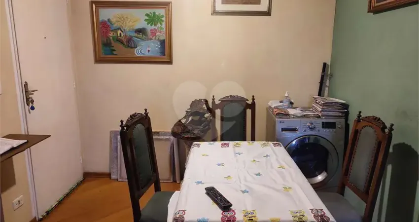 Apartamento 02 Dormitórios 01 Banheiro 01 Vaga Vila Santa Catarina Venda