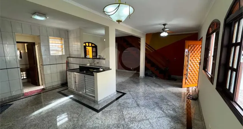 Casa de Vila com 3 Quartos e 2 banheiros à Venda, 121 m² - Bela Vista, São Paulo - SP