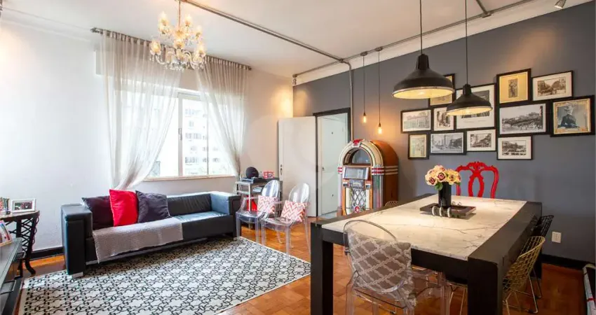 Apartamento no Jardim Paulista, 3 quartos, 2 banheiros, portaria digital.