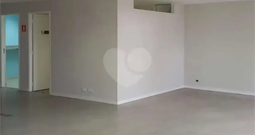 Comercial-São Paulo-JARDIM EUROPA | Ref.: REO1032711