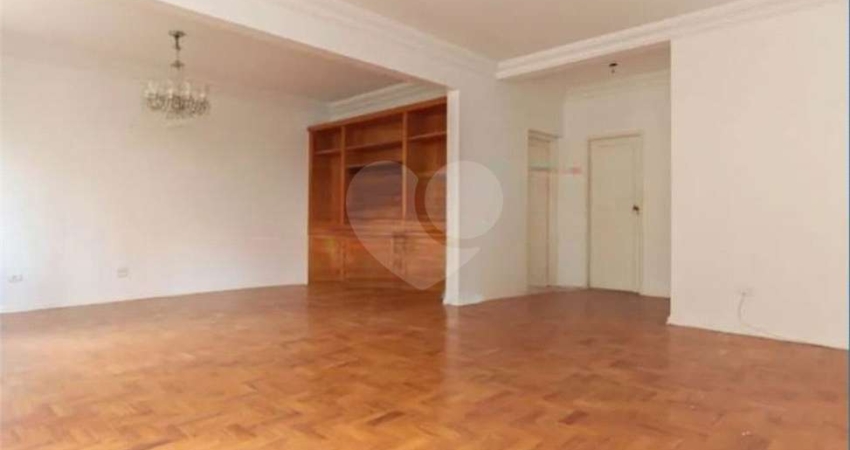 Apartamento-São Paulo-JARDIM EUROPA | Ref.: REO1066363