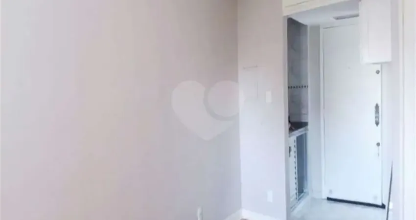 APARTAMENTO TIPO KITNET PARA LOCAÇÃO COM 27M²  SALA COZINHA BANHEIRO NO CENTRO DE SÃO PAULO