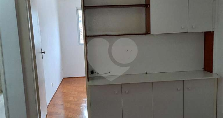 Apartamento na Bela Vista com 4m², 1 dormitório e 1 vaga de garagem