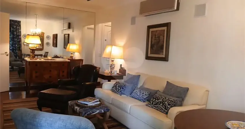 Apartemnto charmoso com varanda, duas vagas no prestigiado itaim bibi