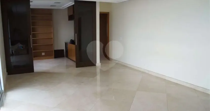 Apartamento de 142m² no Ipiranga com 3 dormitórios, 3 suítes e 3 vagas de garagem.