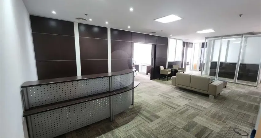 SALA COMERCIAL NO BROOKLIN MOBILIADA DE 224M² COM DIREITO A 6 VAGAS