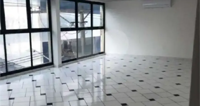 SALA COMERCIAL 60 M²  01 WC EM SANTO AMARO - LOCAÇÃO