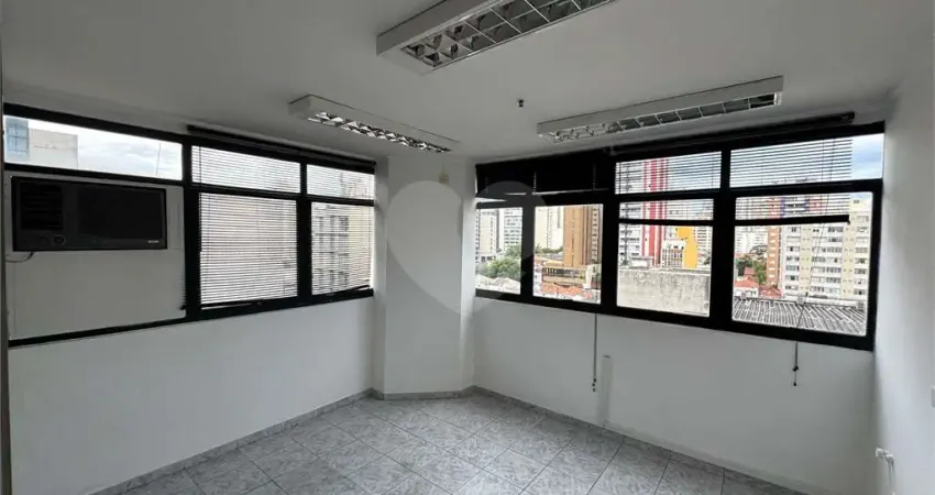 Linda Sala Comercial à Venda – 30m² | 1 Vaga | Ótima Localização