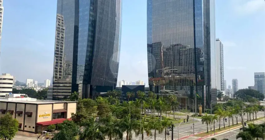 Excelente localização 85 m2 ,2 Banheiros,02 vagas,Frente do prédio Móveis novíssimos 20 posiçõe