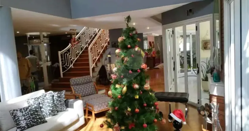 Casa com 4 suítes à venda, 915 m², com 8 vagas - Cidade Jardim - São Paulo/SP