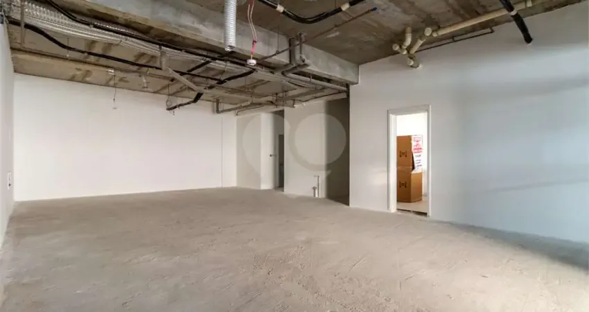 Loja Térrea à Venda e/ou Locação no Condomínio Z.Pinheiros 114,59m2 Pinheiros/SP