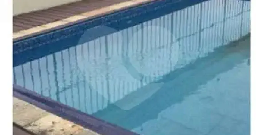 Cobertura 6 suítes, 6 vagas e piscina Alto da Boa Vista