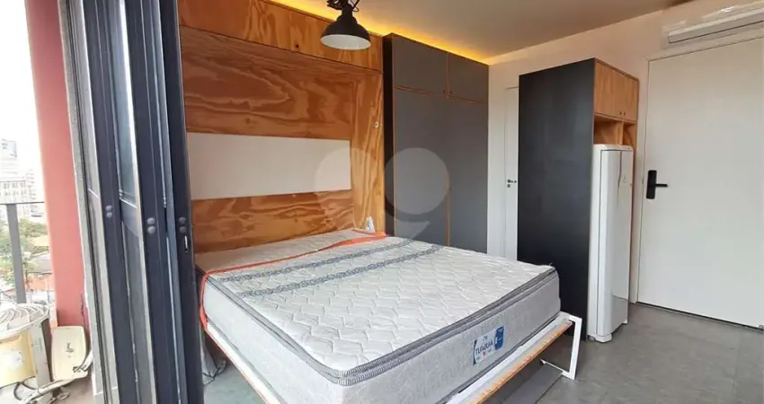Studio de 25m² mobiliado e com varanda condomínio com lazer vila mariana