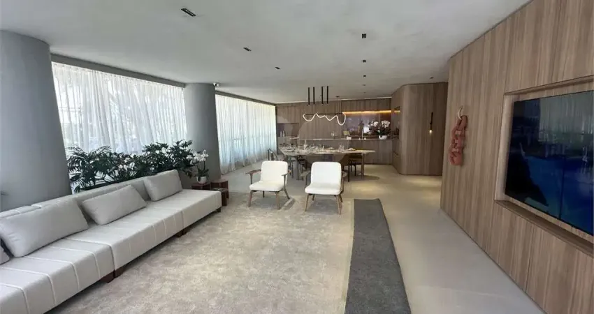 Cobertura com 4 quartos à venda na Avenida Ibirapuera, 2480, Moema, São Paulo