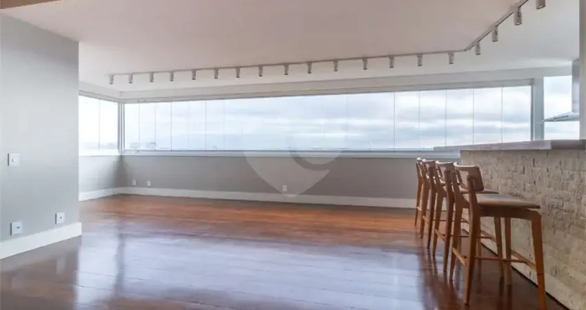 Lindo apartamento de 411m² com 6dorm sendo 4 suites e com 3 vgs de garagem