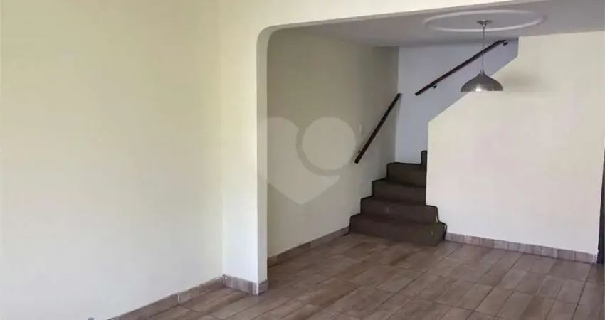 Casa com 3 quartos à venda na Rua Sérgio Grevinski, 21, Cupecê, São Paulo