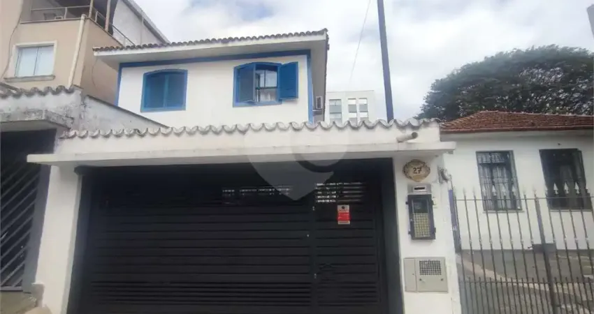Sobrado 5m x 28m (140 m²) à venda – amplo, bem localizado e com edícula!