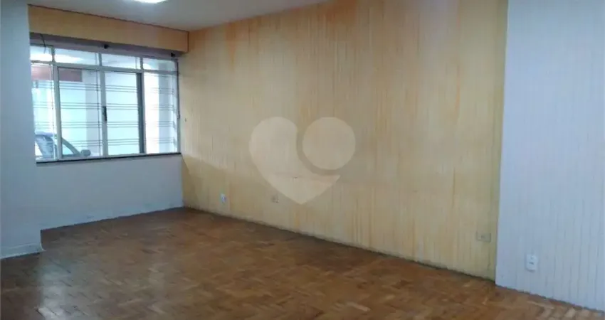 Casa com 3 quartos à venda na Rua Oscar Gomes Cardim, 242, Vila Cordeiro, São Paulo