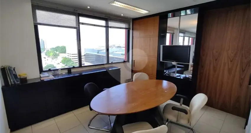 Sala comercial à venda na Avenida Eusébio Matoso, 690, Pinheiros, São Paulo