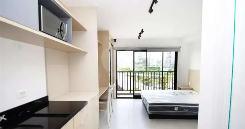 Studio mobiliado para locação com 25m² próximo ao Metrô Pinheiros