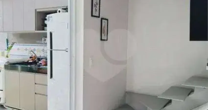 Duplex à Venda em Perdizes, 01 dormitório. São Paulo.