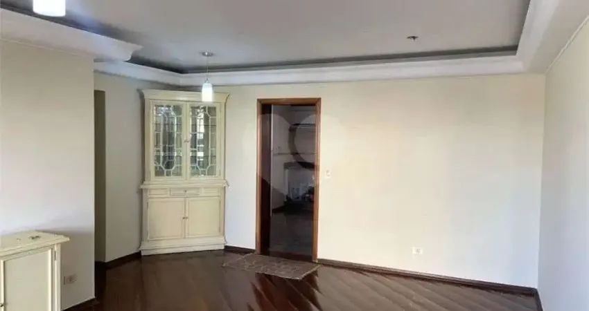 Apartamento para locação e venda na Rua Carlos Weber, Vila Leopoldina.