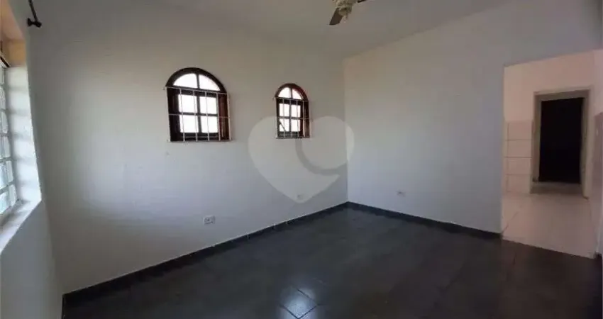 Casa à venda na Vila Leopoldina.