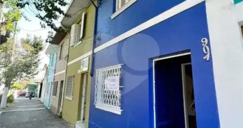Casa disponivel para locação no bairro Vila Leopoldina.
