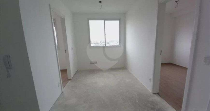 Apartamento à venda no bairro Lapa.