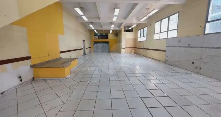 Salão comercial disponível para locaçãono bairro Vila Romana.