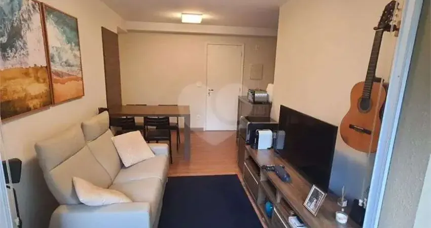 Apartamento à venda na Barra Funda, 02 dormitórios. - São Paulo - SP