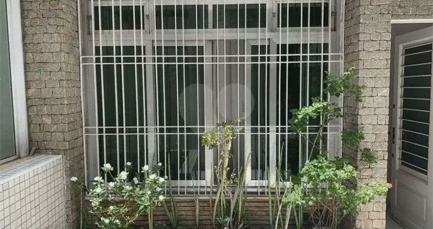 Casa térrea à venda - Perdizes, São Paulo - SP