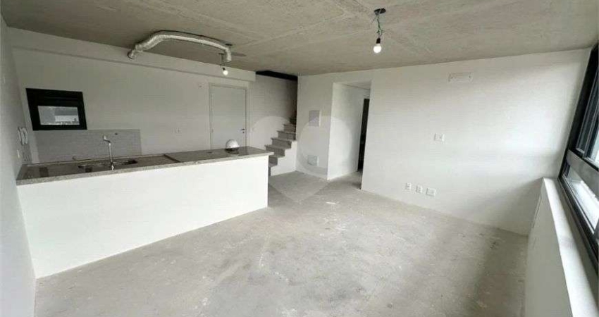 Cobertura com 3 quartos, Vila Ipojuca - São Paulo