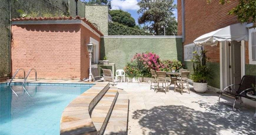 Sobrado à venda com 5 quartos no Alto da Lapa