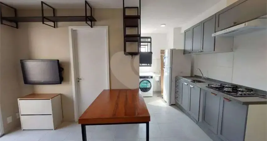 Apartamento com 2 quartos para alugar na Avenida José Maria de Faria, 294, Lapa de Baixo, São Paulo