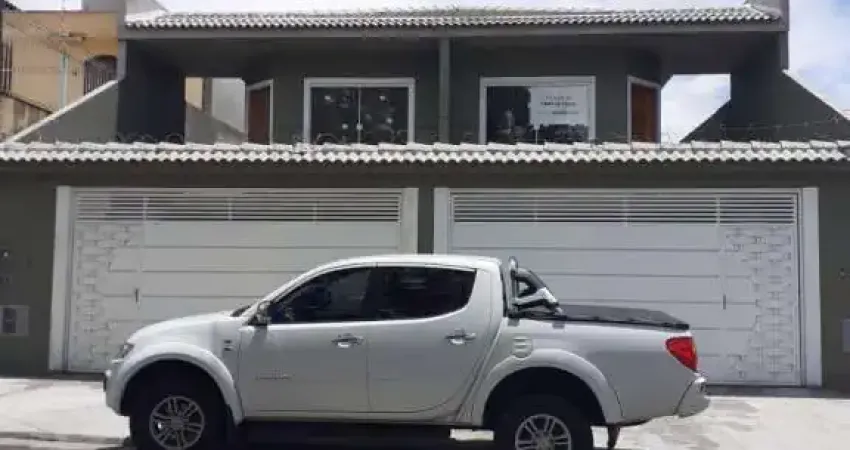 Casa Assobradada - 3 dorm | suíte | Vaga para 5 carros - Jd. Vila Galvão