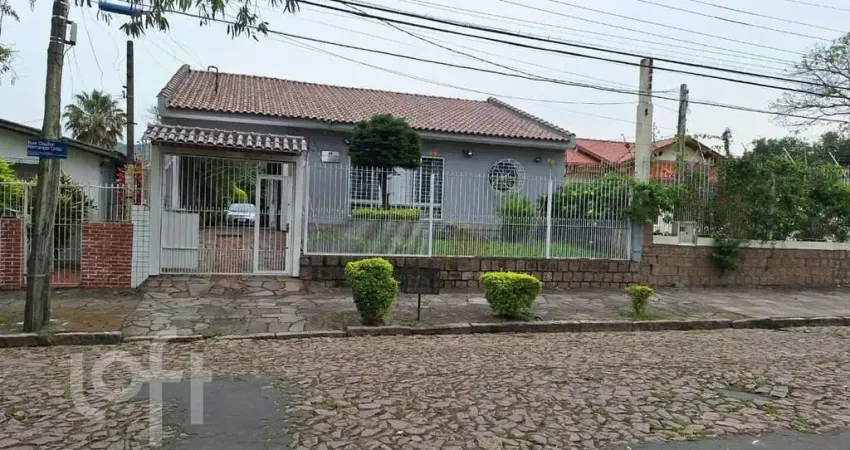 Casa com 3 quartos à venda na Rua Doutor Fernando Ortiz Schneider, 197, Partenon, Porto Alegre