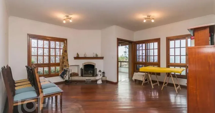 Apartamento com 3 quartos à venda na Rua Gioconda, 201, Vila Jardim, Porto Alegre