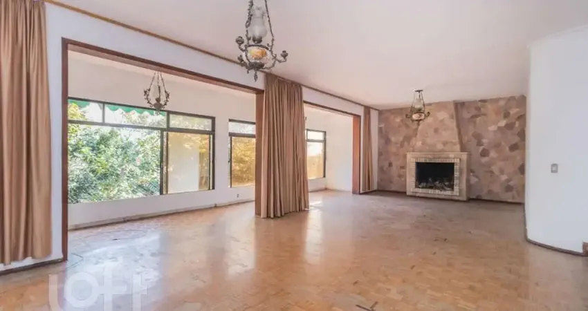 Casa com 4 quartos à venda na Avenida General Barreto Viana, 590, Chácara das Pedras, Porto Alegre