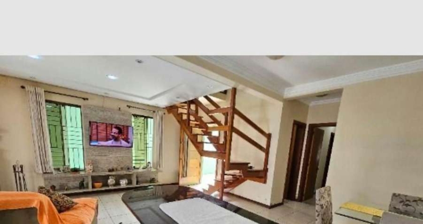 Casa com 3 quartos à venda na Rua Marquês do Maricá, 605, Vila Nova, Porto Alegre