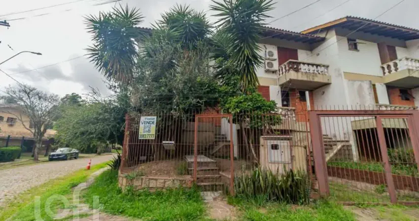 Casa com 3 quartos à venda na Avenida Imperial, 67, Ipanema, Porto Alegre