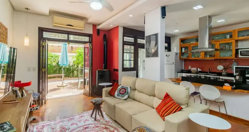 Casa com 3 quartos à venda na Rua Coronel Fernando Machado, 274, Centro Histórico, Porto Alegre