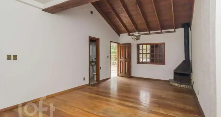 Casa com 3 quartos à venda na Rua Octávio de Souza, 1005, Nonoai, Porto Alegre