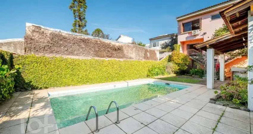 Casa com 3 quartos à venda na Rua Otávio Faria, 284, Teresópolis, Porto Alegre